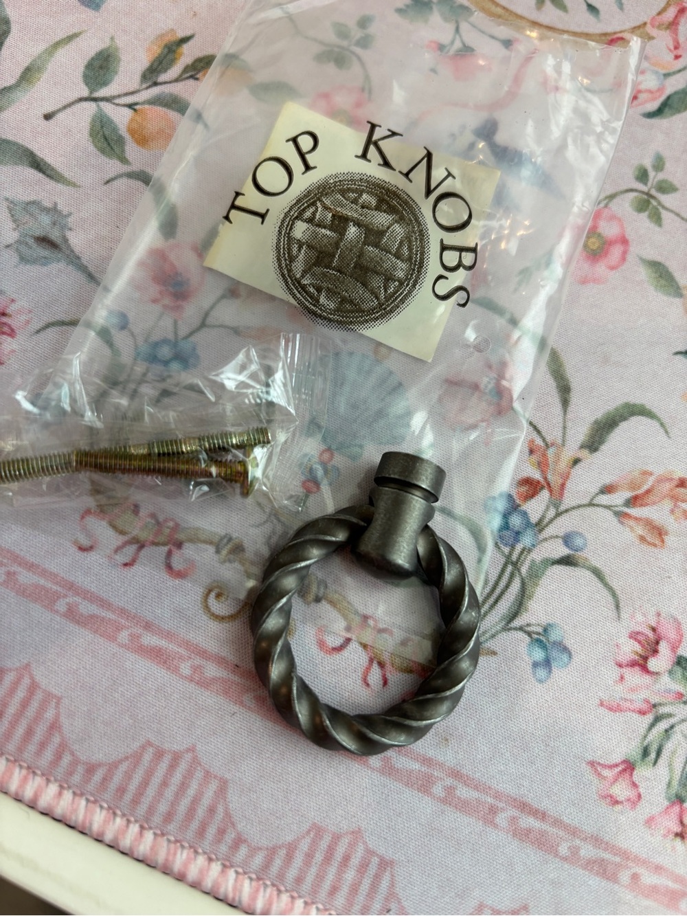 Nwt Set of Pewter Door Pulls with two drawer pulls